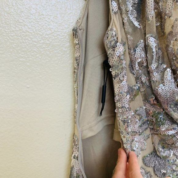 Calvin Klein Womens Sequined Cowl Back Cocktail Dress CD9BGP9X Size 4 Gray Beige - Picture 8 of 12